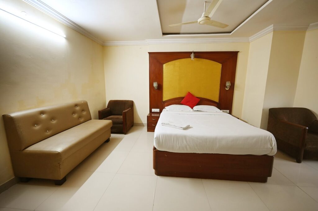 family suite rooms in JP Nagar